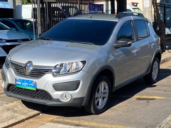 RENAULT SANDERO 1.6 STEPWAY 8V FLEX 4P AUTOMATIZADO RENAULT SANDERO 1.6 STEPWAY 8V FLEX 4P AUTOMATIZADO